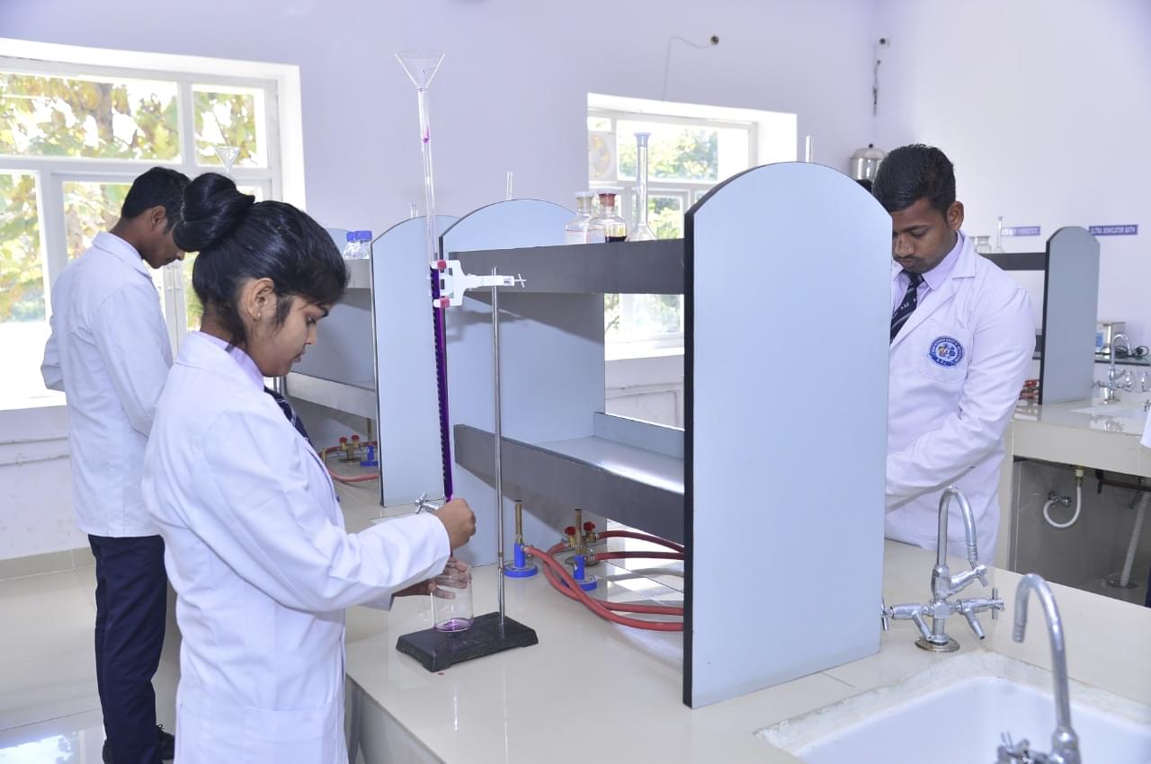 Ambekeshwar Group of Institutions Lucknow Labs & Classroom photo 1
